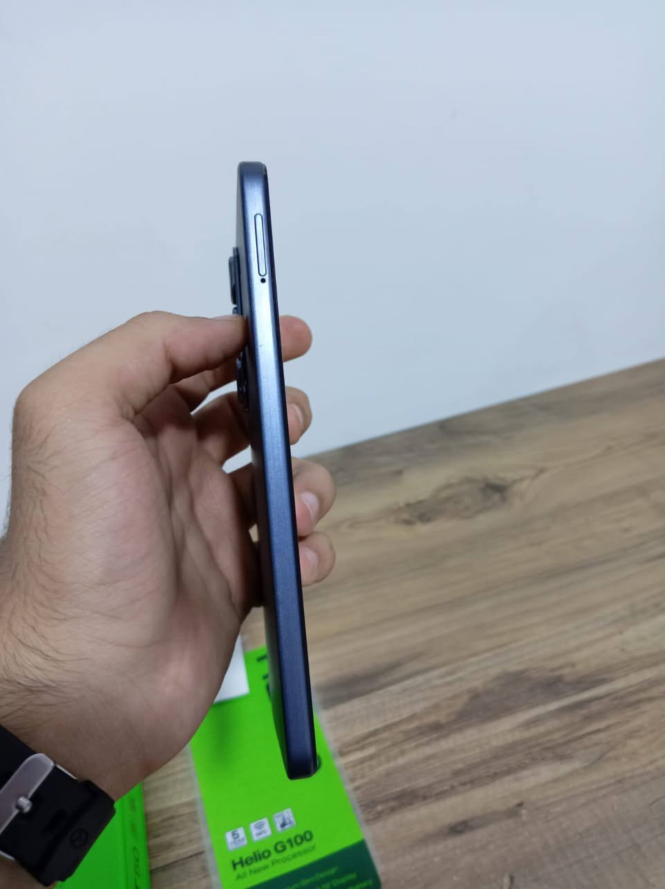 السلام عليكم
جهاز للبيع انفنكس نوت 50 ذاكره 128  بطاريه 5000mAh ويشغل 60 فريم ببجي من جبته لهسه ماطاب تصليح جديد ونظيف يشهد الله  سعره 180 وبي مجال مكاني بابل مركز

رقمي بي واتساب (***********)

نص مكتوب في الصور:
- ٥:١٠ ص
- هاتفي
- اسم الجهاز
- Infinix HOT 50
- التخزين
- ٥٠,٥٨ غ.ب / ١٢٨ غ.ب
- الطراز
- Infinix X6882
- وحدة المعالجة المركزية
- Helio G100
- RAM
- 8.00 GB+8.00 GB
- الكاميرا الخلفية
- 50M
- الكاميرا الأمامية
- 8M
- البطارية
- 5000mAh
- الشاشة
- 1080X2460
- إصدار Android
- 14
- معلومات الإصدار