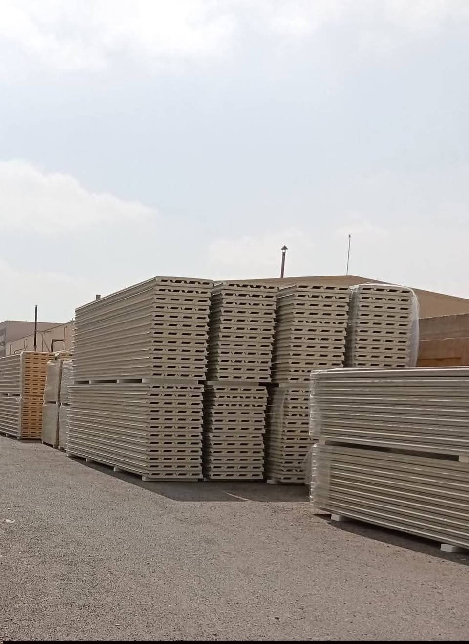 سندويج بنل • كيربي • توصيل بغداد