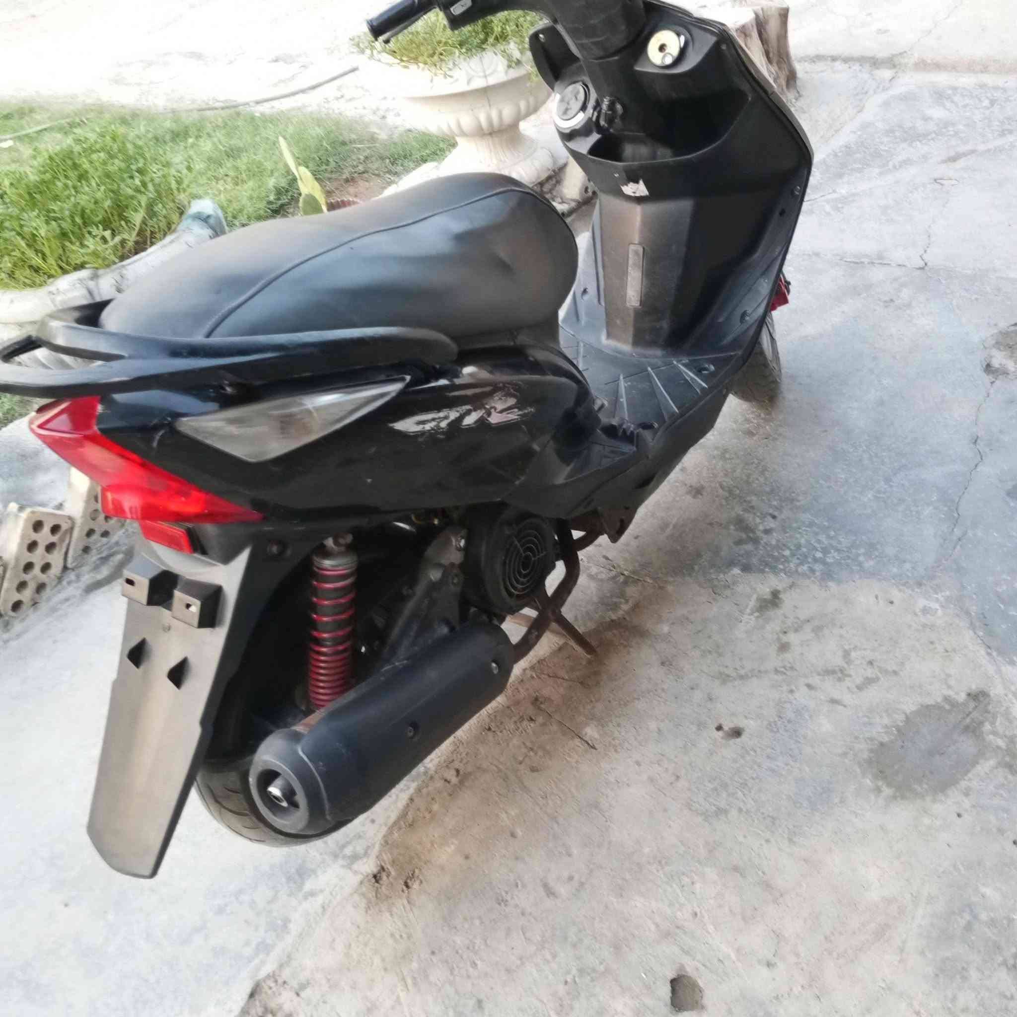 ماكس ثعلب 140 كاملة ما بيها نقص مكينة ناعمة  نكرة بكل وقت تايرات و دبلات جدد كفرات بلادية مختم مكاني بغداد الشعلة الرقم ‏‪***********‬‏ شراي يتصل
