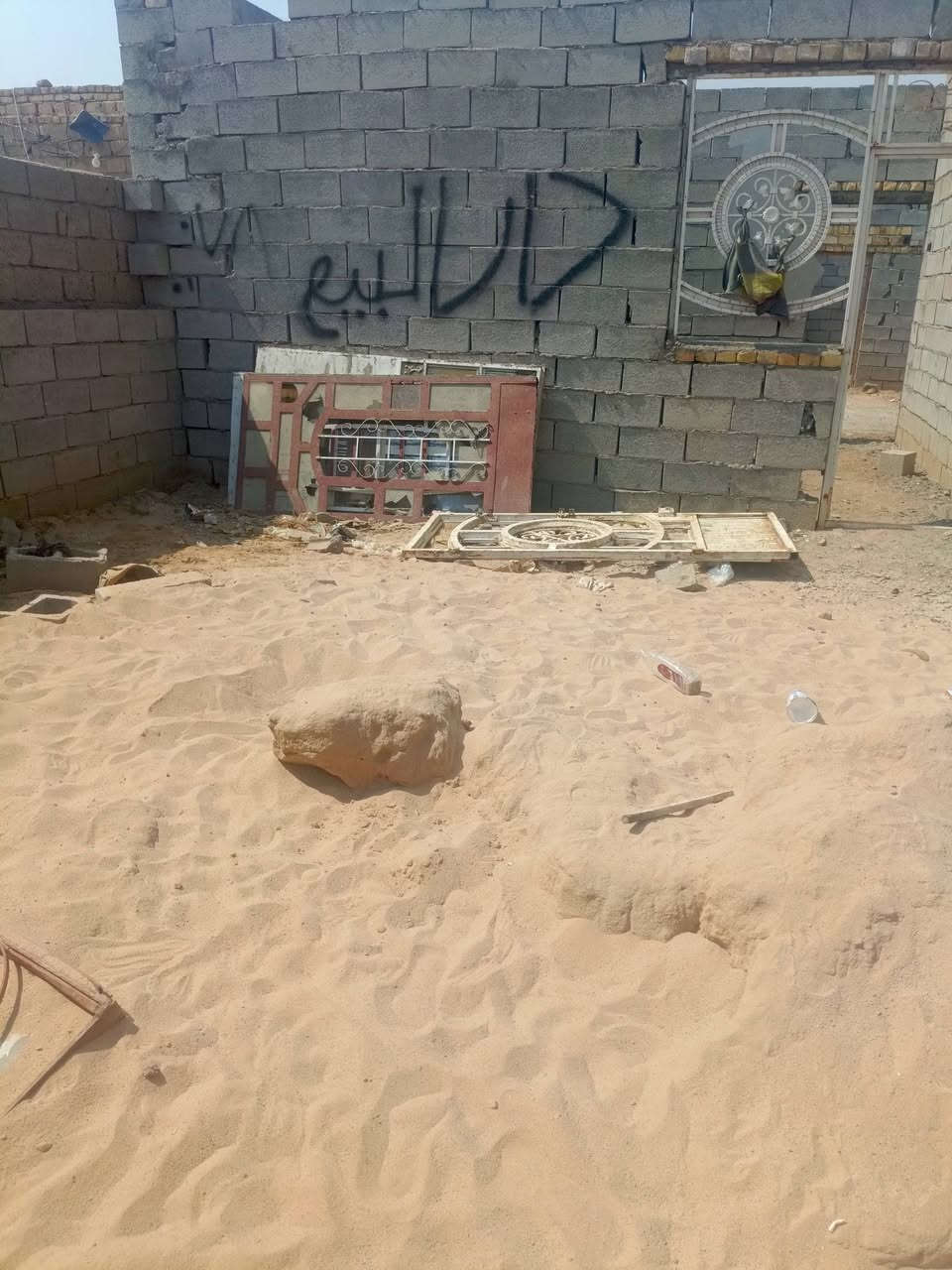 ٢٠٠م • جاهز • بيه مجال