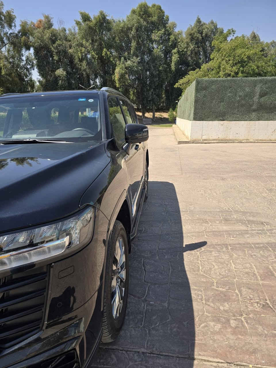 السلام عليكم 
لاندكروز ٢٠٢٥ gxr.لمتد
نسخة Black edition
ماشية ٤٤٠٠ 
باسمي مغلفه بل كامل 
محرك ٤٠٠٠ تنفس طبيعي 
السعر ٧٤٠
***********
