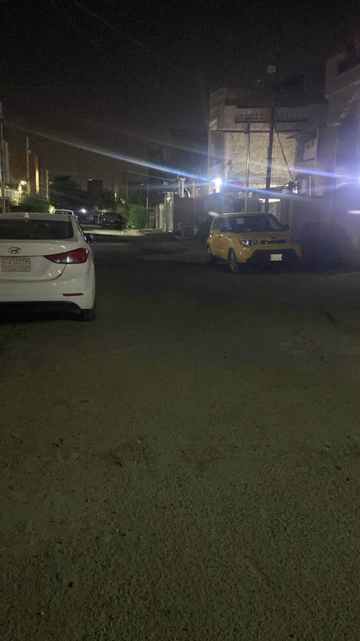 السلام عليكم قطعة للبيع 🏠
الموقع 📍:- بيت بل شعب حي تجار قرب اعداديه عدن القديمه 

التفاصيل ℹ️ :- بيت قديم ينباع كاع

  الدار ٢٤ الزقاق ٢٧ المحله ٣١٧

 المساحة ✏️ :-  258 
 
الواجهة 10.40
 والنزال 22.25 

 للاستفسارات☎️ :- ***********
***********

