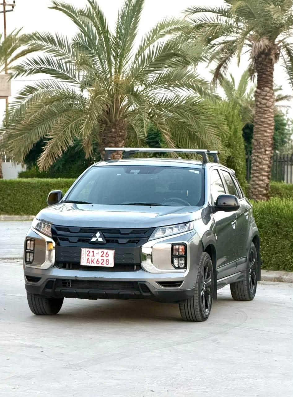 ميتسوبيشي اوتلاندر سبورت موديل 2024
المواصفات:

* محرك  (4 سلندر)

* دفع رباعي AWD
* ويل كب رياضي 18 انچ لون اسود
* لايتات LED امامية
* كشافات لايت LED
* حساسات مطر
* شاشة كبيرة Apple CarPlay + Android Auto

* تدفئة كشنات الامامية 
* كامرة خلفية
* رادار امامي اوتو بريك
* تحذير مغادرة المسار
* تحكم اوتوماتيكي بالضوء العالي

* نظام ثبات الكتروني

العنوان اربيل او موصل

السعر: 154

للاستفسار واتساب ***********    ***********
