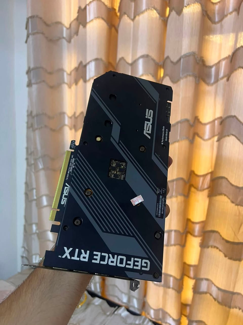 تجميعة العاب + شاشة للبيع 
 السعر مليون دينار عراقي ✅

مواصفات الكيس 

I5-10400f
M.b h410 
Ram 16gb 8x2 3200mhz
Rtx 3060 12gb asys dual الكبير 🔥
Ssd 128gb 
Hhd 1T 
P.s 650w RGB 
Case 4 fan ممتاز
مع شاشة سامسونك g3 😎
144hz 
Full hd 
VA 
ستاند متحرك مثل متشوفون بلصورة لكل اتجاهات 
حجم 24 
ممتازة 

بغداد الدورة 
***********
