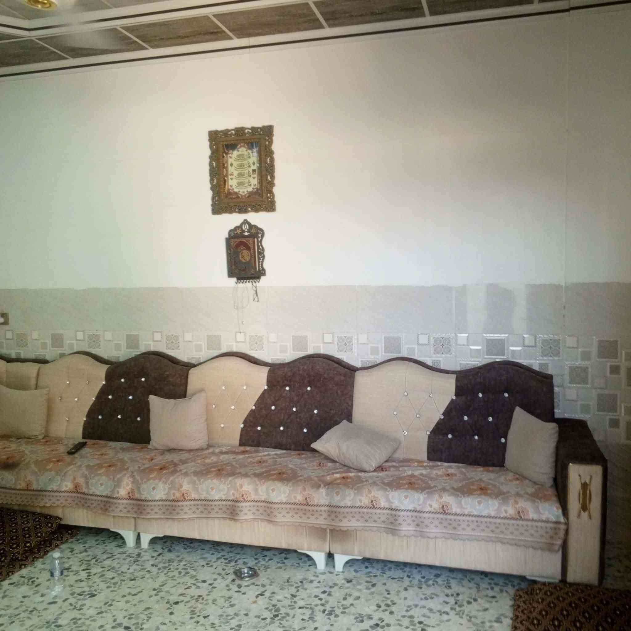 القوسيات حي الزيتون • ١٤٠م • ماء وكهرباء
