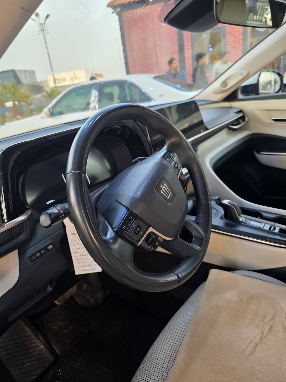 كراون ماجستا للبيع
موديل ٢٠٢٣ خليج فول مواصفات ماشية ٧٠ الف لون ابيض رقم بغداد للإستفسار الاتصال 
***********
