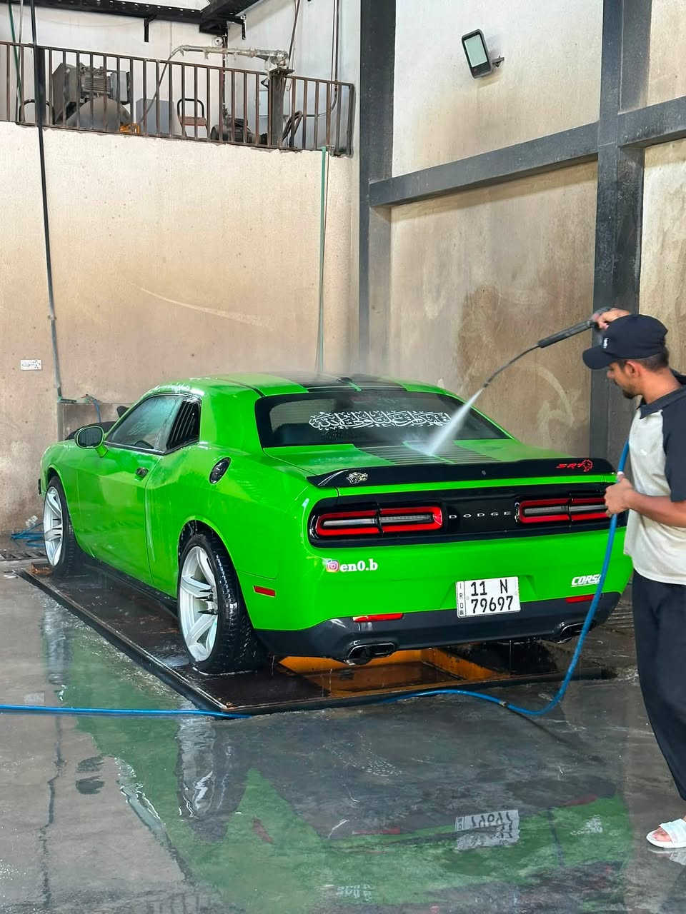 السلام عليكم سعر جوه السوك.سياره متعوب عليها.جالنجر  اصل v6 3600 موديل 17
مكفولة كير مكينة اكسل لغد شاصي 
حادثهة باب وجاملغ يعني بجم كبس بس صار بيه صبغ 5  قطع اثر شخوط 
رقم جديد انكليزي سنوية باسمي 
هزة جديدة 
عليهة كزوز بور صوتة يخبل    بوابات يعجبك تفتح صوت يعجبك تسدة  
برمجة ايكل مفتوح عداد للاخير وفصلة  وطلقات 
مشتغل داخل يم حسين شمارة غرفة كاملة 700$ حتة مخدات بيهة غرفة نوم مسويهة 
سقف روز  متغير 
ماشية 120 الف 
تبريد منظومه جديده اصلي وكاله حتى الراديتر المي ومراوح.اكثر من مليون الف دينار. 
ادامة جديدة 
بلكات جديد
نوزلات جديد 
تنضيف غرفة الاحتراق بلكامل 
السيارة ب اسمي تحويل كبل وما عليهة اي غرامات 
عنوان السماوه. حي 36. 
رقم واتساب 0773204699
اتصال ***********
السعر 140 $ قفل غير قابل للتفاوض.
