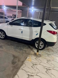 توسان • ٢٠١١ • كفاله مكينه وفتيس