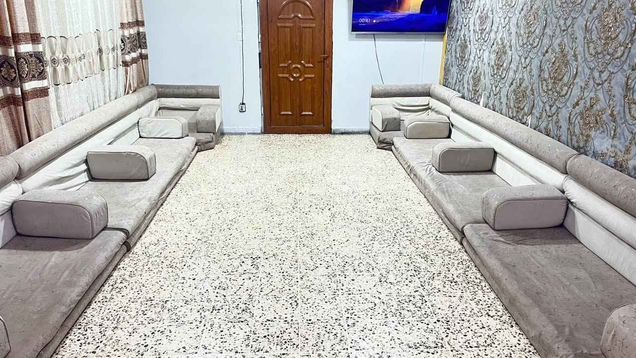 جلسه عربيه فصال القائم مستخدم شي قليل القياس 7*4 للبيع العنوان حصيبه حي السكك للاستفسار الاتصال على الرقم ***********
