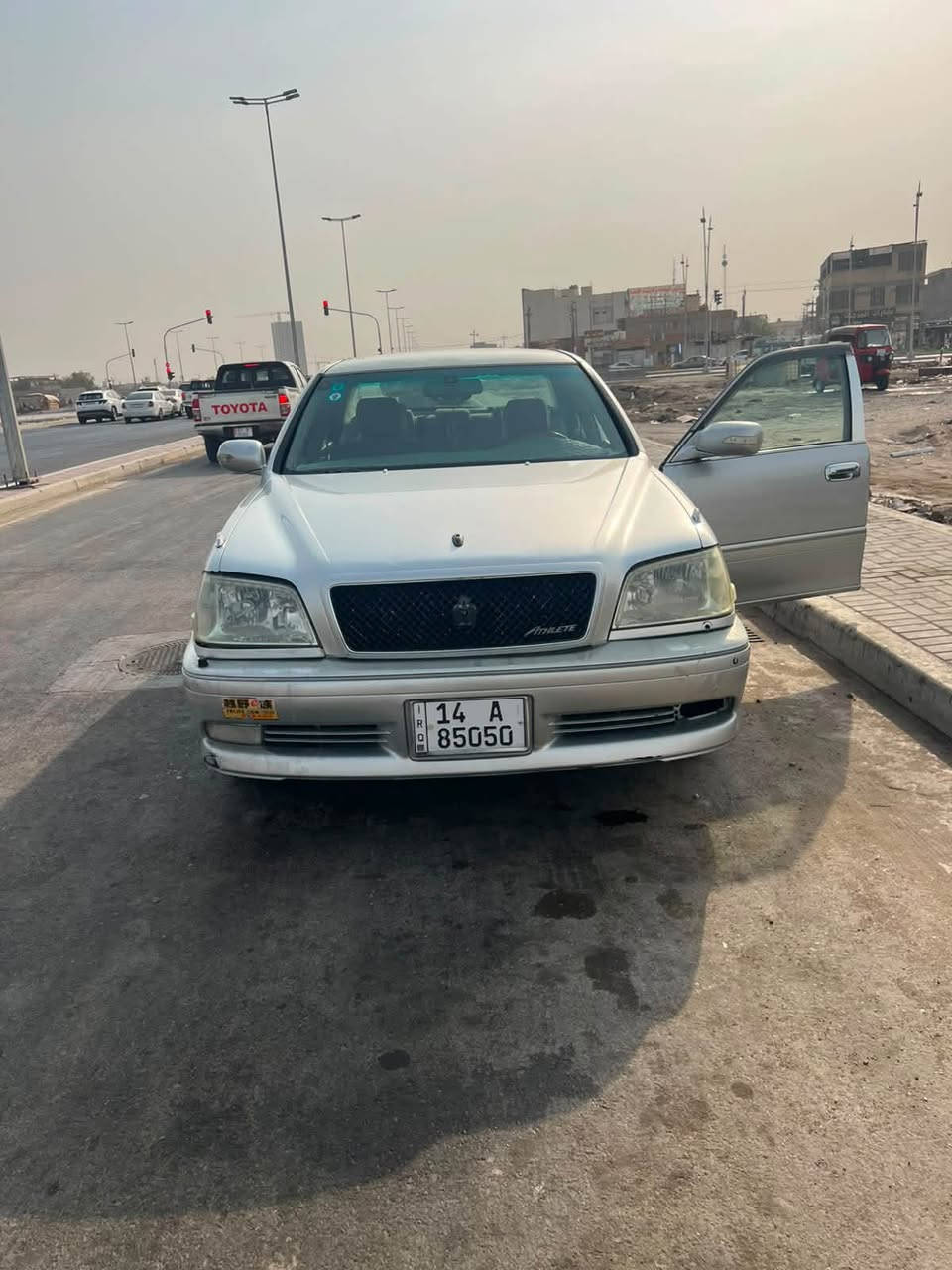 سلام عليكم ملكه البيع بسمي رقم نكليزي جديد بصره تحويل الثاني يوم مديل 2002كفاله من كص والنقل والعيب شرعي سياره كفاله تخم تاير حداديه تبريد ثلاجه ستعمال شخصي سياره جهازه كبل الشارع  مواصفات سيار دكمتين شاشه رادار بردات خلفيه سياره جديده سعر المطلوب 115بيه مجال قليل مكان السياره البصرة رقم الهاتف ***********
