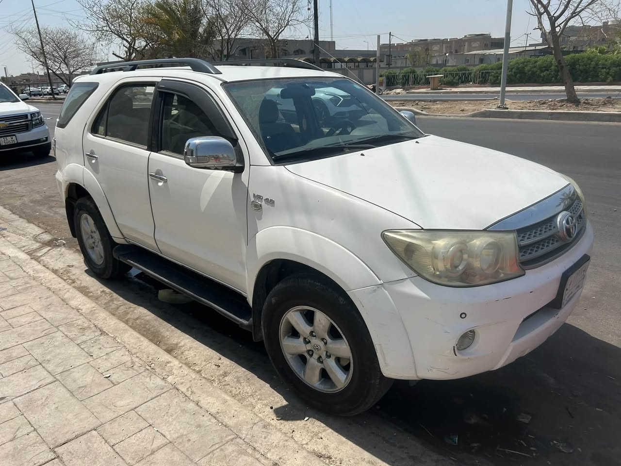 تايوتا فورشنار 2009 خليجي بدون ضرر السيارة جاهزه من كل الجوانب
تبريد قطعتين رقم بغداد التحويل ثاني يوم 
تخم تاير جديد صدر كامل جديد السياره معتنين بيه جدا 
مابيه اي نقص للتواصل *********** واتساب
