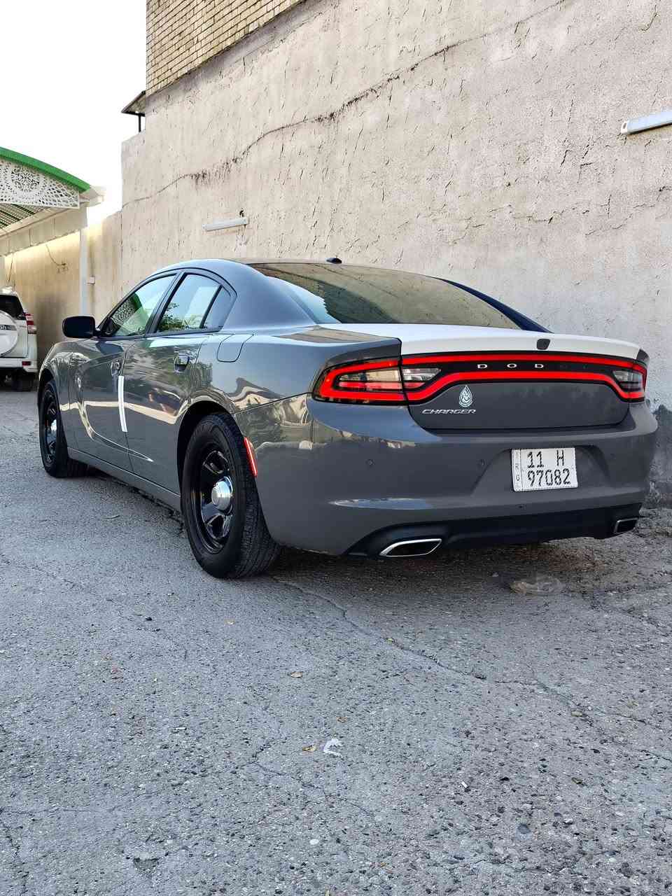 سلام عليكم دوج جارجر للبيع موديل 18 sxt لون سبنتي مميز رقم بغداد بسمي صور الحادث منشور وصار بل عراق باب خلفي جهت سايق تبديل أصلي ونفس الون
ولباب خلفي جهت صدر صار بيه شخط من جوه ونصبغ كله سياره جاهزه صدر امامي خلفي تخم تاير
عارضه  (190) وبيه مجال مكاني بغداد ***********

نص مكتوب في الصور:
- 39214153