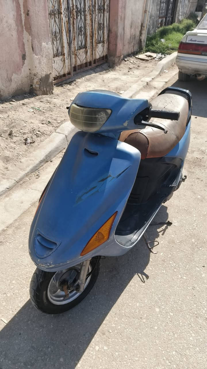 سلام عليكم دراجه فراشه نثيه دراجه مامفتحوحه كفاله عامه كل شيء شغال بيه حاويه صاله 7اشهر وتواصل على رقم ‏‪***********‬‏ سعر 600وبيه مجال عنوان قرنه هور سعد حي عسكري
