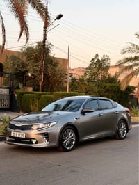كيا اوبتما موديل2017  السياره sxl اعلى فئه ومواصفات بالاوبتما  ماشيه72...