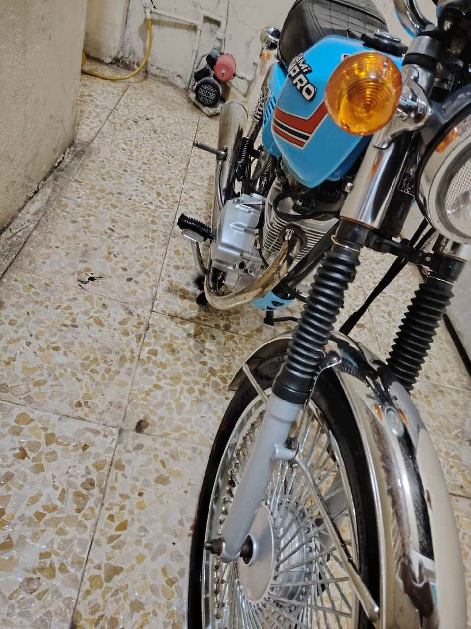 الهم صل على محمد وآل محمد❤️ 

السلام عليكم اخوان
 دراجه نامه برو  للبيع🏍️ 
  مكينه غطاس افضل شي بالسوك✌️ 
 وكيله العارضي  اصولي دراجه وليس سكنر اوصولي 🧑 
دراجه  كارتون شوف عينك ما تعتاز🪬
 شرح دراجه كفاله عامه كله💯 
كفاله حت من كلوب دشبول💡 
موديل 21 🔜
سعر 750وبيه مجال بسيط كلش 💵  
عنوان نجف  🇮🇶 
📲 ***********📲
دراجه اجدد من صور احلئ بعد🚀
