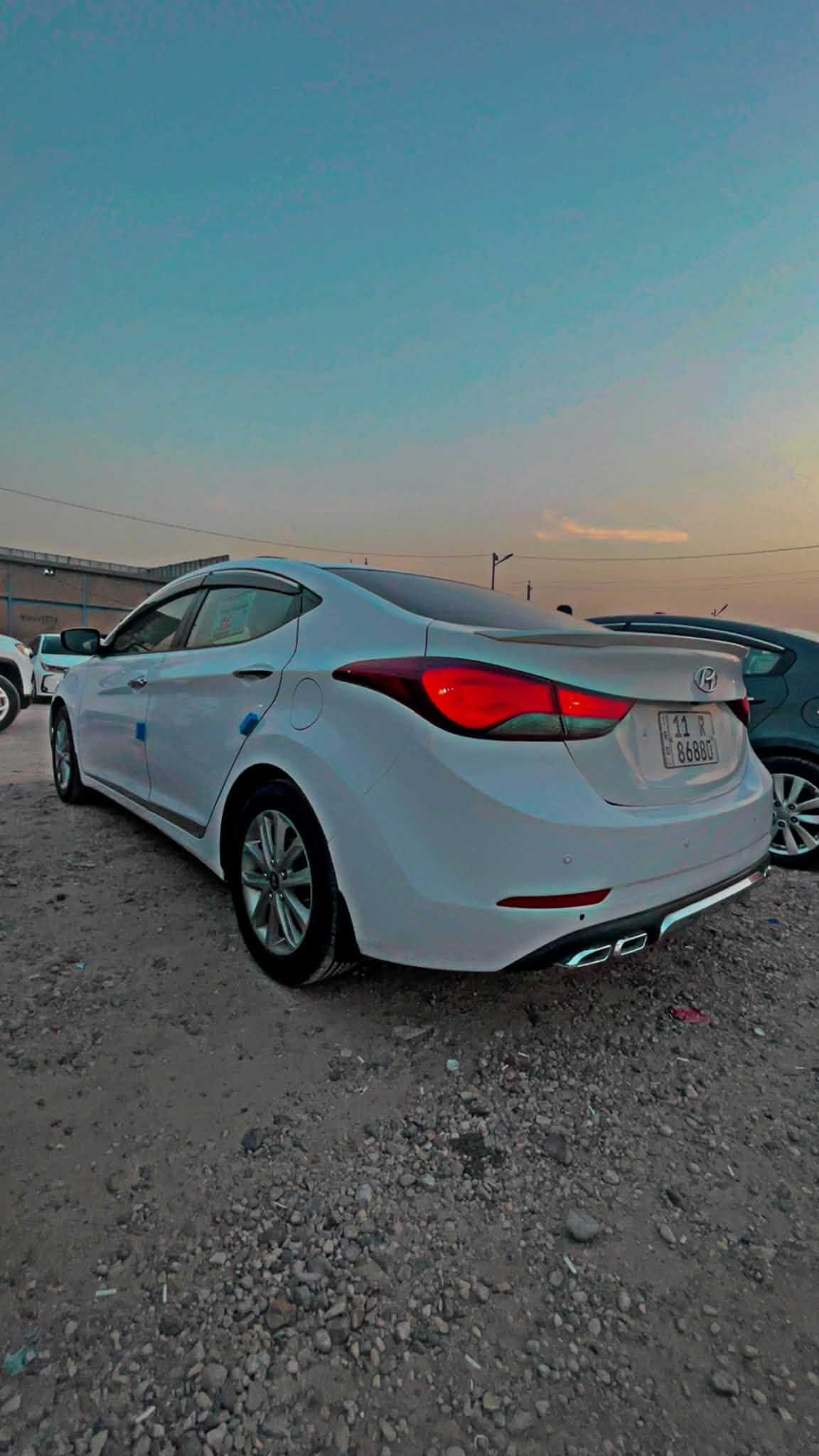 الانترا خليجي 2015ميكنه 1800 ماشيه 170km حقيقي سياره مكينه مفتوح لوك والكير ع الشركه  رقم بغداد هزه بعد شهر وتسقط السياره تحويل ثاني يوم عقد مروري مباشر  مكاني بغداد السعر 112 وبيه مجال 
***********
***********واتساب هاذه فقط

نص مكتوب في الصور:
- الجانب السطحي/ surface side// صمعات
- الجهة الخلفية/ back side// تبديل محدد
- بغداد / اليوسفية / الشارع العام / مقابل معارض اليوسفية
- الجانب الايمن / right side // صبغ ومعجون وبارد محدد + مرصعات وخروش
- الجانب الايسر / left sid // صبغ ومعجون وبارد محدد + مرصعات وخروش