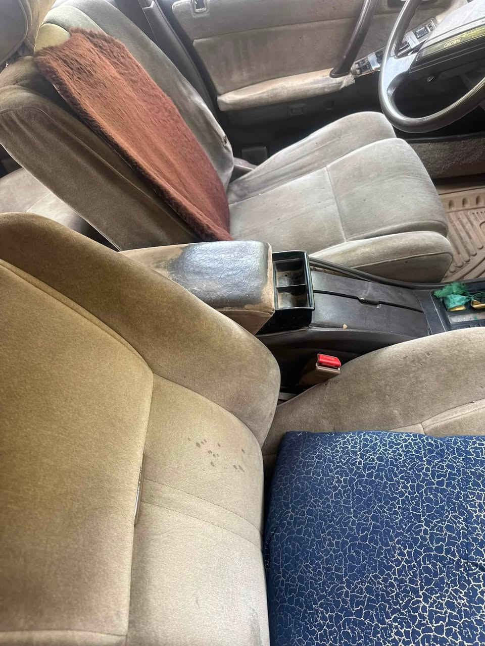 سلام عليكم للبيع سوبر هارتوب موديل92رقم ديالئ جديد مكينه كير كفاله صدر كفاله تخم تاير تبريد سياره كلش حلوه وجديده بدون صبغ بدون كفاله من صبغ كلش حلوه سياره السعر 35وبيها مجال العنوان ديالئ بلدروز***********
