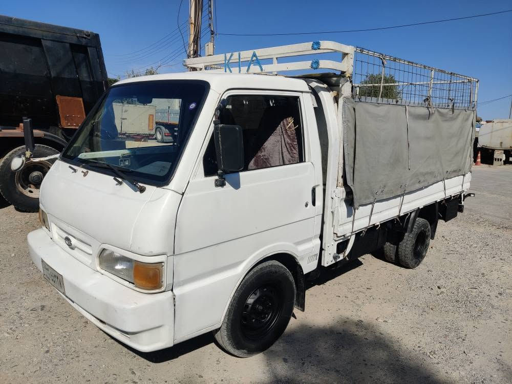 کیای دوتەنی  بینگۆ مۆدێل 1998 گێڕ و مەکینە و شانسی بەشەرت تا بڵێی پاکو جوانە  ئاڕم پلاستیک هەولێر  . بەشەرتی بێکێشەیی . ..نرخی 40 گڵاو  معامەلە ....ناونشان سلێمانی .....*********** السليمانية, العراق

