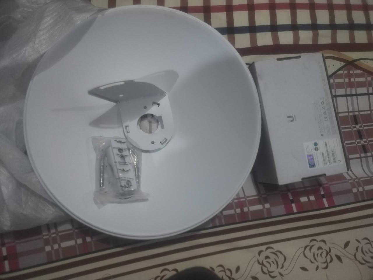 اخوان منظومه انترنيت كامله للبيع جديده وليس مستعمله الشراي يتصل لو عالفيس لو عالواتساب ***********
