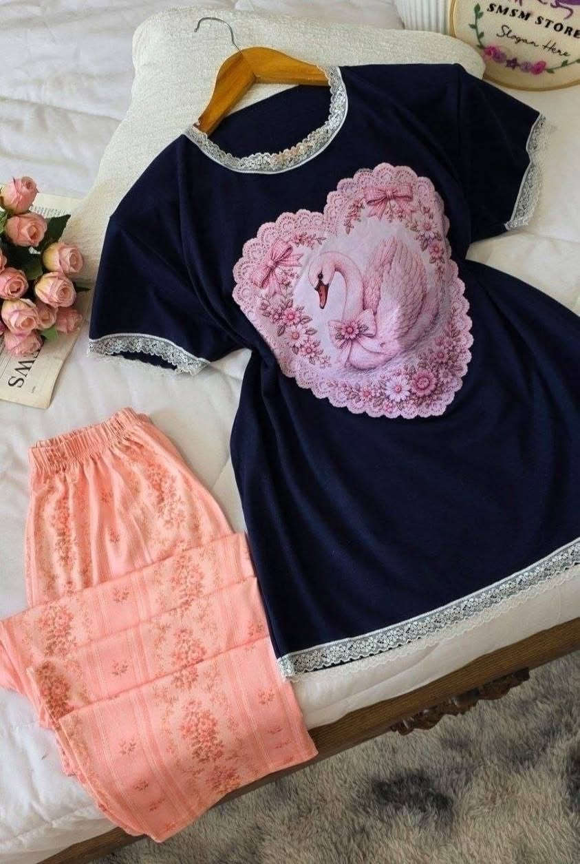 جمال القطعة يِمَنة غير 😍✨
👗 تراك قطعتين
🌸 خامة فانيلة قطنية صيفية ناعمة ومريحة
📏 فري سايز
يناسب من وزن 50 إلى 80 كغم
سعرَ تراك 17
توصيل 5 
تواصل عبرَ 
الوتساب/***********
التليجرام /ailf_2010
