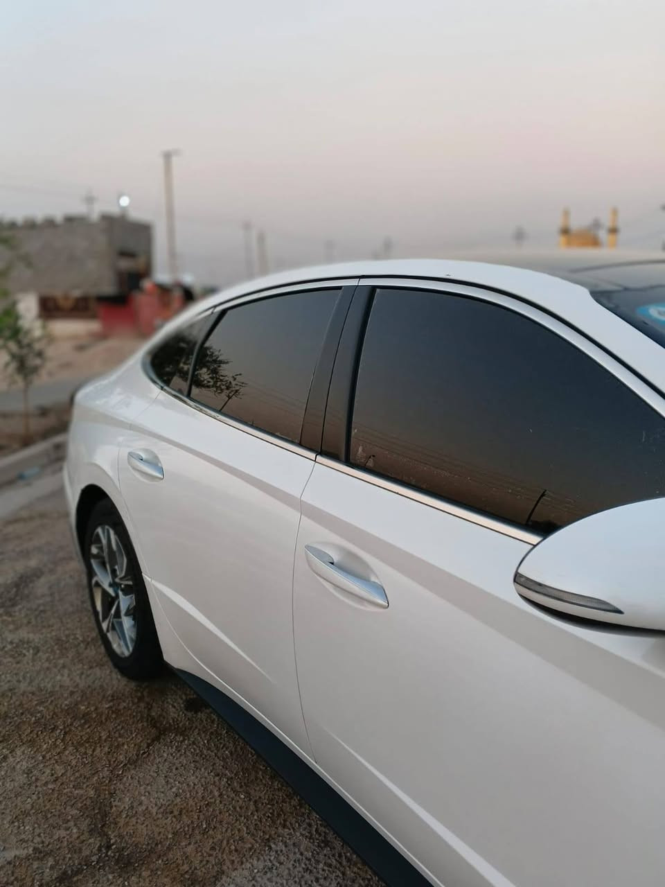 السلام عليكم  سوناتا غاز اصل وارد كوري 2023 فول للخير مواصفات بنرامه
بيه مكانات صبق قليله 
رقم بصره حره تحويل ثاني يوم 
مكانه بصره
سعره 135 بيه مجال للشراي
رقم صاحب السياره *********** البصرة, العراق
