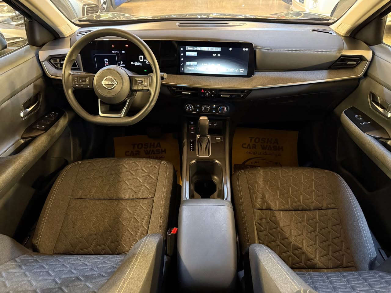 NISSAN KICKS SV 2025
كلين
*********** أربيل, العراق

نص مكتوب في الصور:
- 3N8AP6CA8SL434068