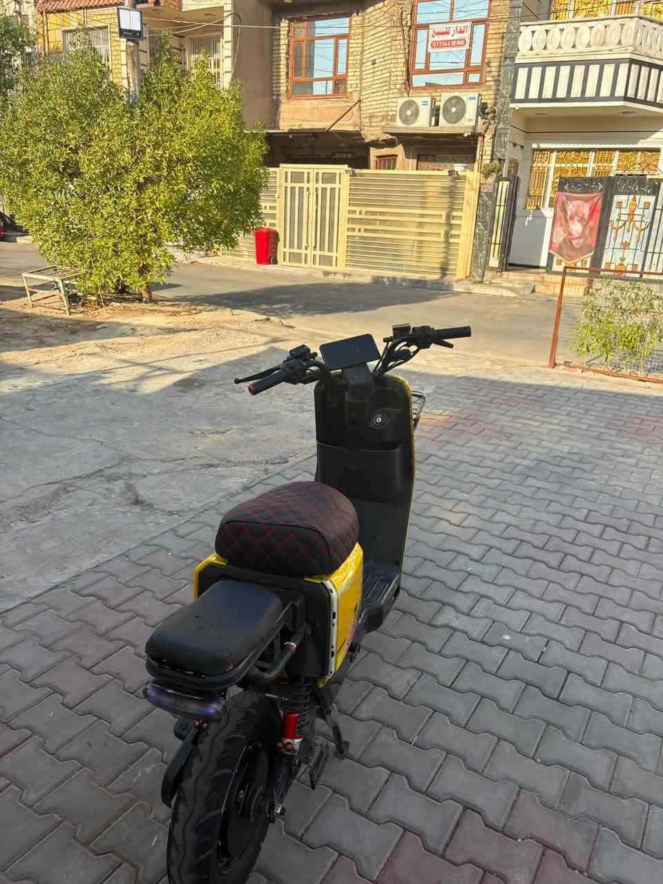 السلام عليكم دراجه R7مستعمله
1 زوج تايرات جدد!🔫
2منفذ يو سي بي

3 بطاريات5 كل وحده 30امبير🔥

4كشنً مدوشم

5بيها بگRرجوع للخلف

6سرعه مالتها 60حقيقي 

7لايت سبع ألوان

8لايت عالي ناصي زنون🤩

9بيها ملاحضات بل كفرات يعني شويه شخوط 

10مكان بغداد البلديات 

رقم التليفون ***********

بريك فقط امامي 

12فقل تاير 

13يجي وياها سويج2وكارت2وبصمه1

السعر 400وبيها مجال
