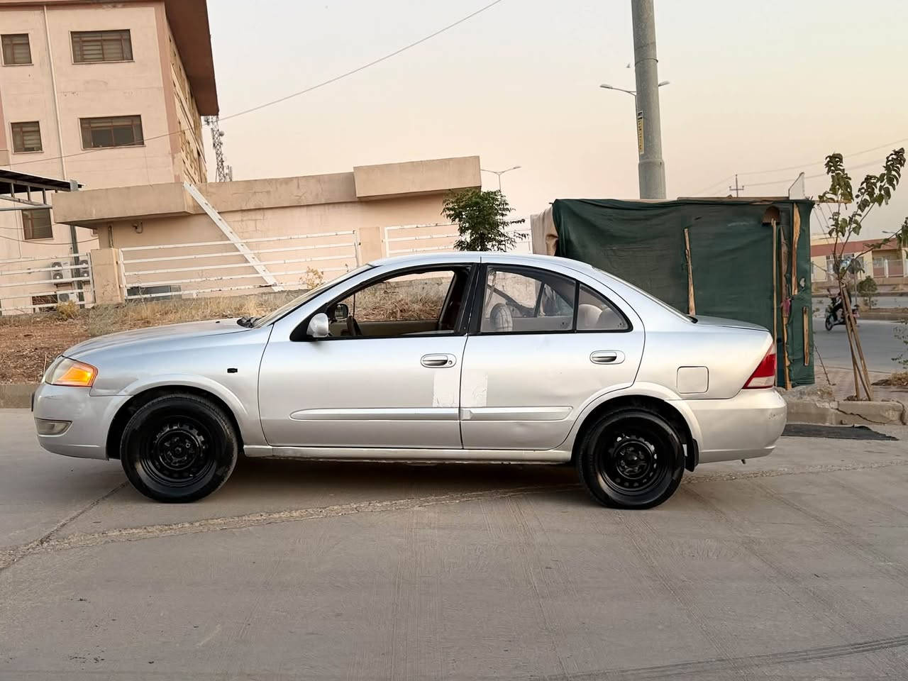 صني • ٢٠١١ • جير عادي