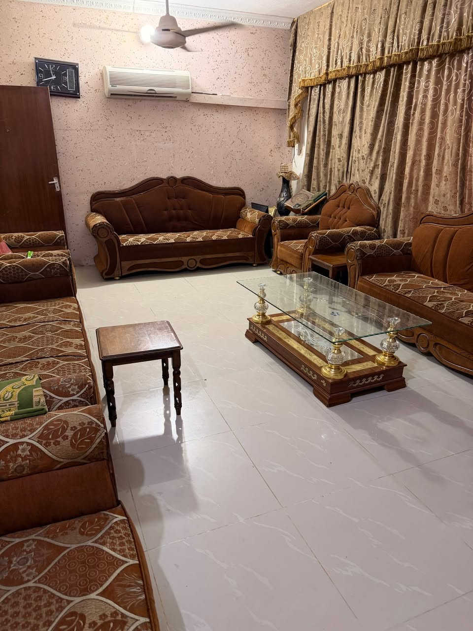 تخم للبيع مكانه فلوجه حي المعلمين الثانيه
السعر 600
الاستفسار ***********
