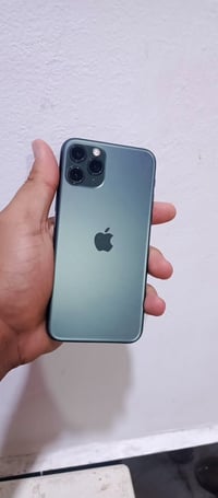ايفون 11 برو ٢٥٦ • شاشه اصليه • بطاريه مبدله