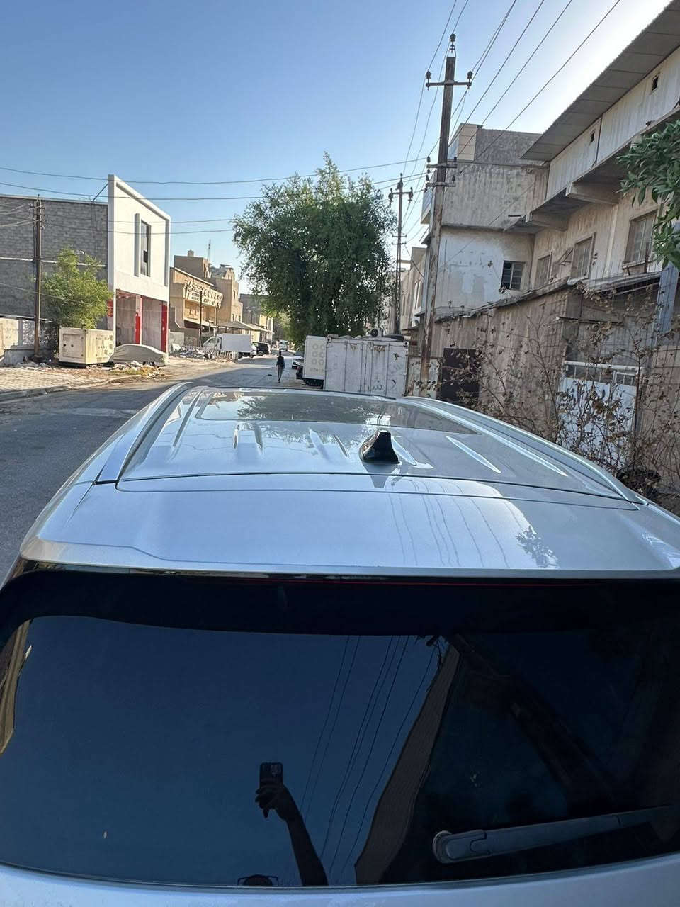 🚨 **للبيع هونداي باليسايد 2022 VIP فل كامل** 🚨
🚙 **النوع:** هونداي باليسايد  
📅 **الموديل:** 2022  
⚙️ **المحرك:** 3.5  
🛞 **الدفع:** 4×4  
📍 **الموقع:** بغداد – زيونة  
🛣️ **الممشى:** 75 ألف كم  
🎨 **اللون:** رصاصي  
🇺🇸 **وارد أمريكي**  
📄 **رقم بغداد – سنوية جديدة**

🔧 **الحالة:**  
السيارة حادثها **جاملغ/وبنيد مبدل ومصبوغ**، **بدون أي ضرر بالداخلية أو اللغد أو الشاصي**، والشاصي كله **سليم**.

⭐ **فول مواصفات VIP**  
السيارة نظيفة ومواصفاتها عالية.

💰 **السعر: 24 الف**  
🤝 التفاوض للجادين فقط.

📍 **الفحص بأي مكان يختاره المشتري.**

**للجادين التواصل خاص أو على الرقم:** 📞 [***********]
