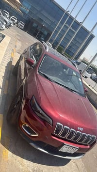 #سعرها_بلاش  للبيع جيب 2019 وارد امريكي السيارة نضيفة جداً وصور الحادث...