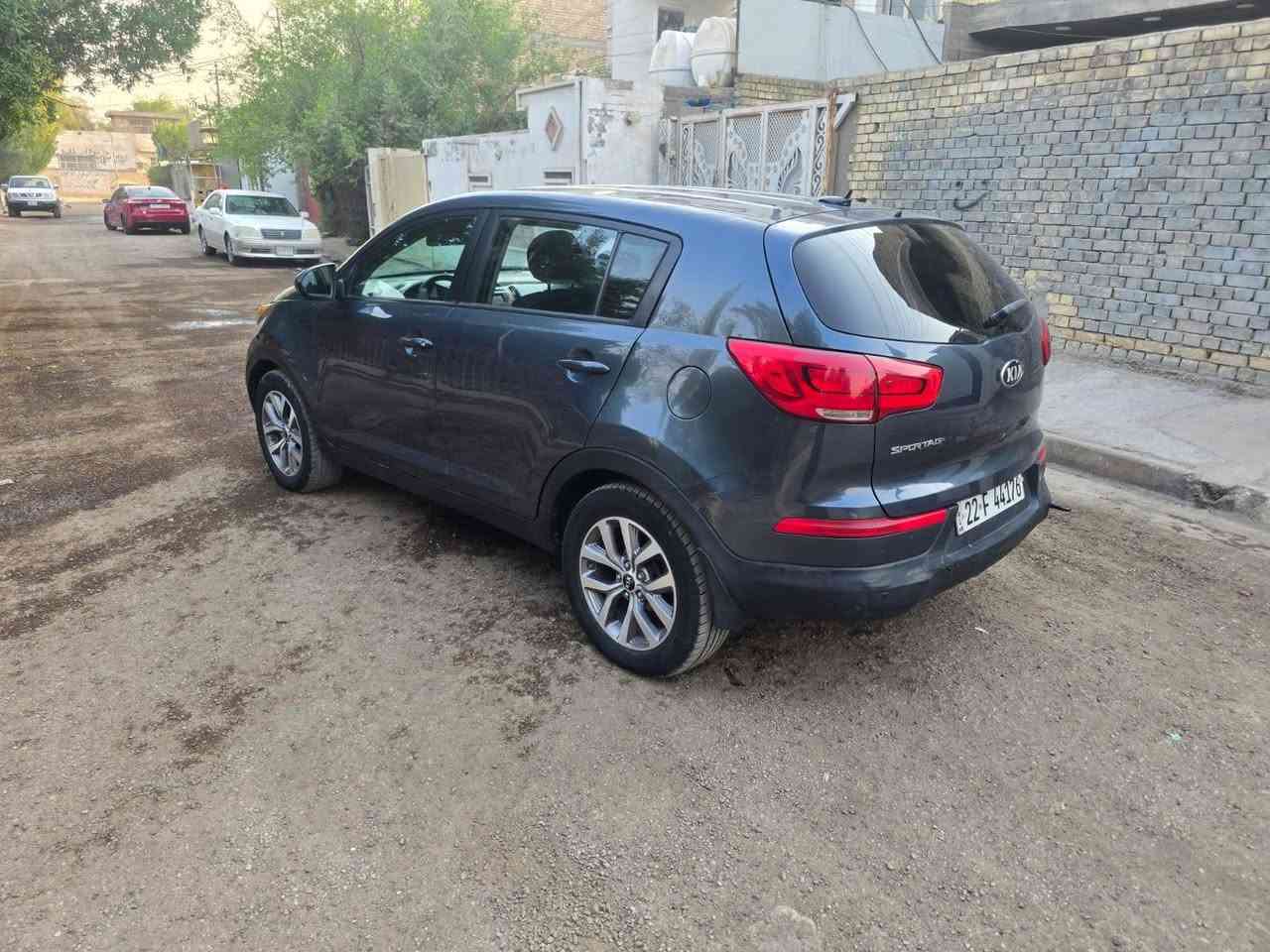 السلام علیکم سبورتج ٢٠١٦ وارد أمريكي حادثها بنيد وجاملغ بدون دواخل بيها مكانات صبغ ابيع حزام كير ومكينه بالشرط خير من الله تبريد ثلج صدر امامي خلفي جديد رقم اربيل باسمي
السعر 100 بيها مجال بسيط 
مكاني بغداد رقم الهاتف ***********
