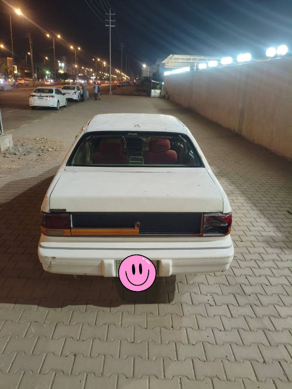 السلام عليكم 
السيارة للبيع دوج سبريت موديل 1994
السعر15$ 
***********
مكينةV6
