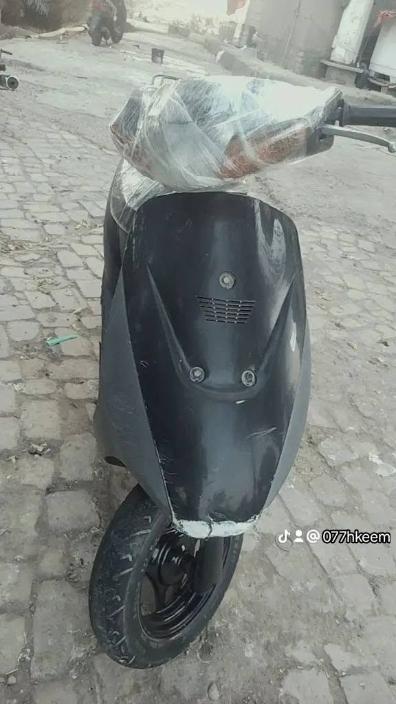 دراجه ساسوكي للبيع سلف هندر كله شغال كهربايات شغاله اوراق السعر 220
مكان شقق المعهد
***********
