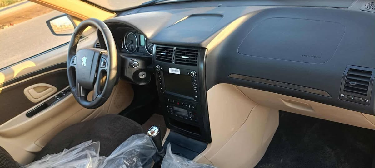 السلام عليكم بيجو بارص مديل ٢٥ كفاله عامه ماشيه ١٤ حقيقي سياره وضع شركه رقم قادسيه بسمي مكاني الديوانيه مدوشمه وكامله استفسار اكثر اتصال عل رقم ***********
