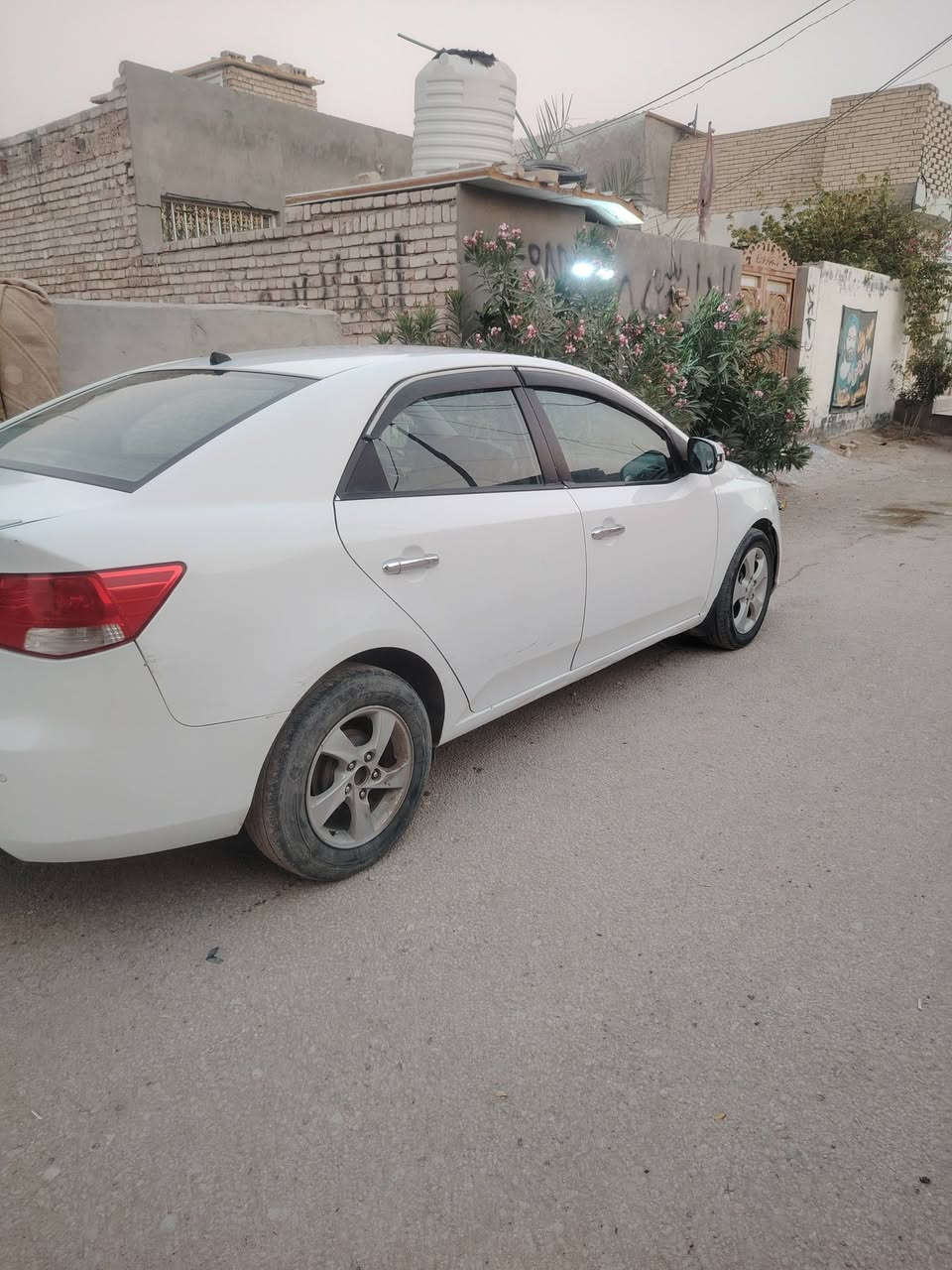 كيا سيراتو موديل 2010 سنوية بسمنا رقم نكليزي السعر 70وبيها مجال اتصل  *********** مكان السيارة نجف
