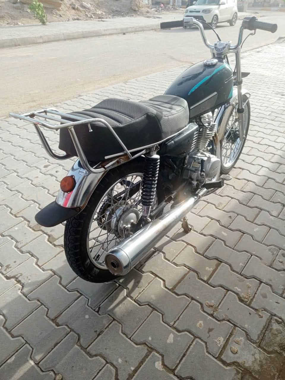 للبيع هاذ رقم صاحب دراجه ‭***********‬
