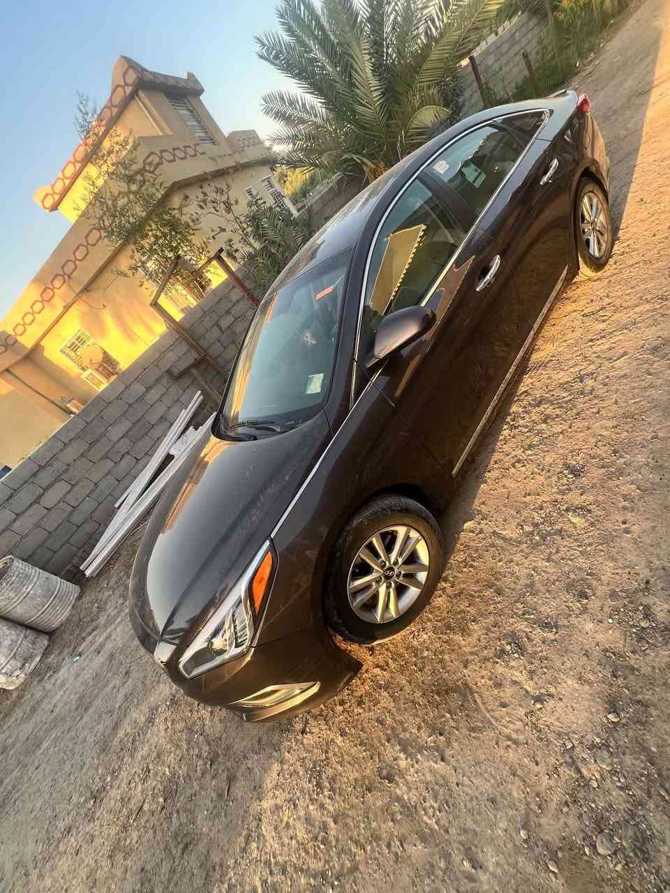 سوناتا موديل ٢٠١٦واردامريكي ماشيه ١١٤الف سعره ١٢٠ وبيه مجال  بغداد ***********

