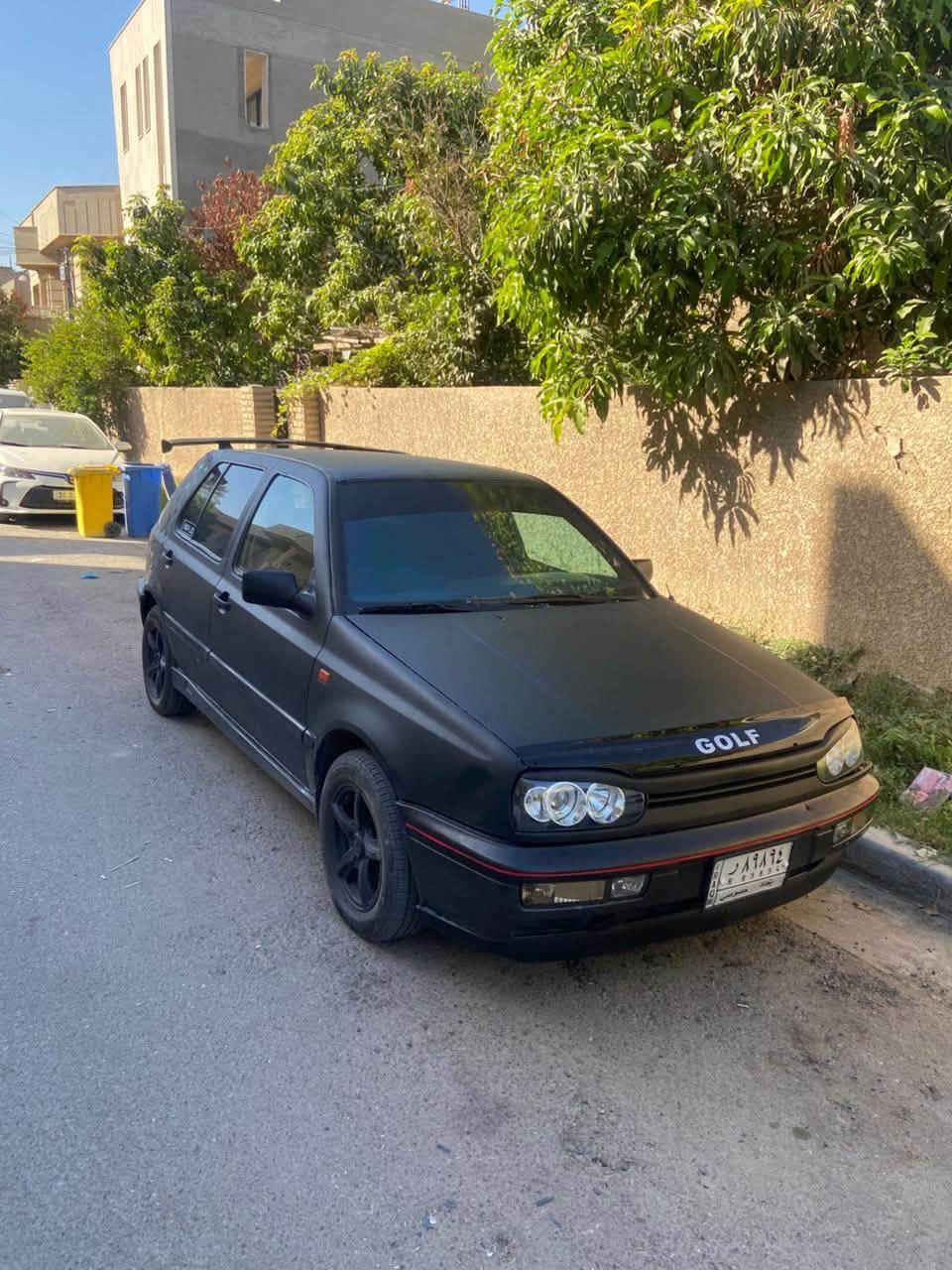 كولف موديل 1993
جاهزه من كاشي 

كير اتو ماتكيك جام كهرباء 

محرك جيد صدر تايرات 

كهربايات جيده جدا

سعر 45 ورقه 

مكان يرموك 

***********
