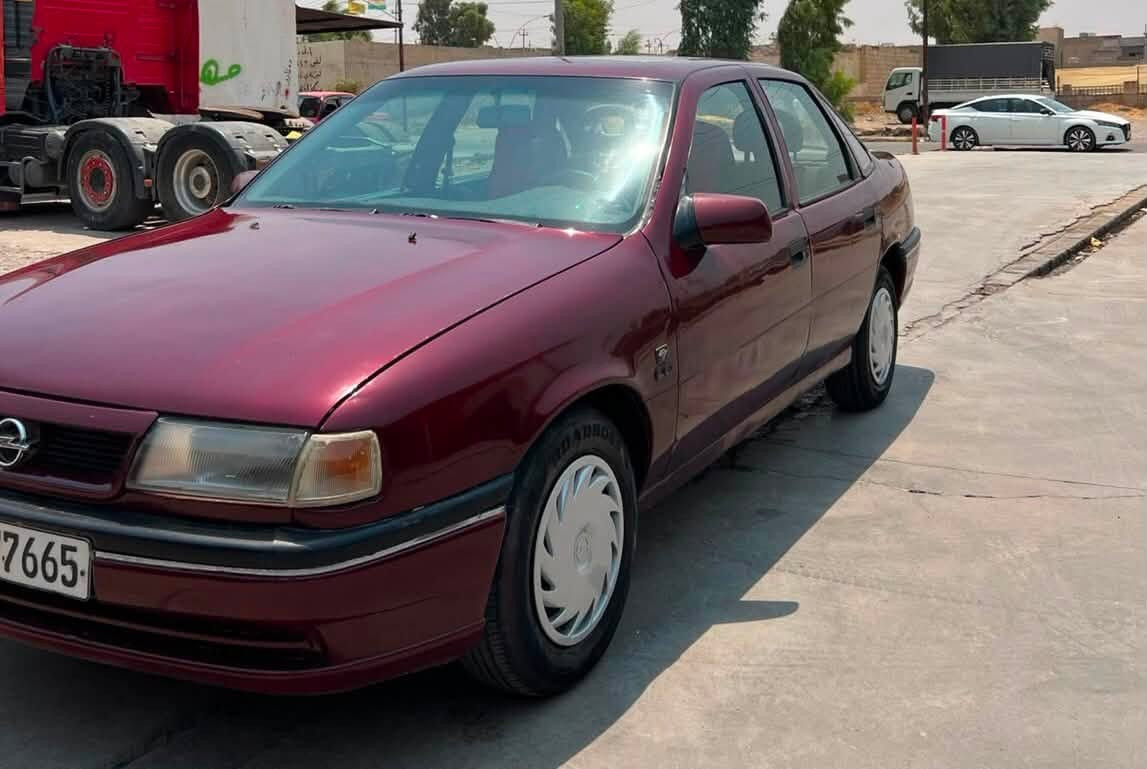 اوبل فكترا موديل ٩٣ 🚘🚘
محرك ١٨ / كير عادي 
كير محرك شرط 
قفل فركزي 
هاند بريك 
كهربائيات 

رقم + هزه + سنوية كلو جديد ✅

تريد وكالة تريد تحويل 

سيارة فقط تطويز  بدون اي ضرر فقط جمالية♥️

سياره ع الفحص شرط حتى دواير مالتها ممصلحات👍

سعرها  ٣٨ مجال جدا فقل 

جماعة ال ٣٥ وجوة  لا تخابرني لان ما ابيع بهيج سعر ابد 
مكان السياره موصل / كوير 

📞📞***********
