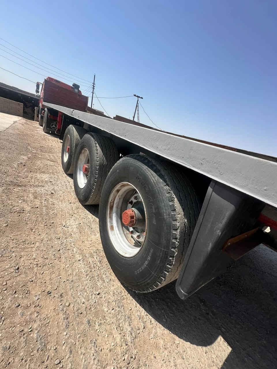السلام عليكم عربانه اوربيه حديثه مكفوله كفاله من الصبغ والكسر والفطر فول جنل ثالث رفاع 13.60 طولها هوى جديد سعرها 32$ )كلشي موضح بالفيديو للاستفسار ***********  اخوان كلشي موضح بالفيديو.  مجموعه بيبي مدور ❤️
