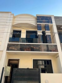 بيت للبيع 50 متر طابقين 2نوم 2حمامات البيت مستخدم فتره قصيره جدا  البو...