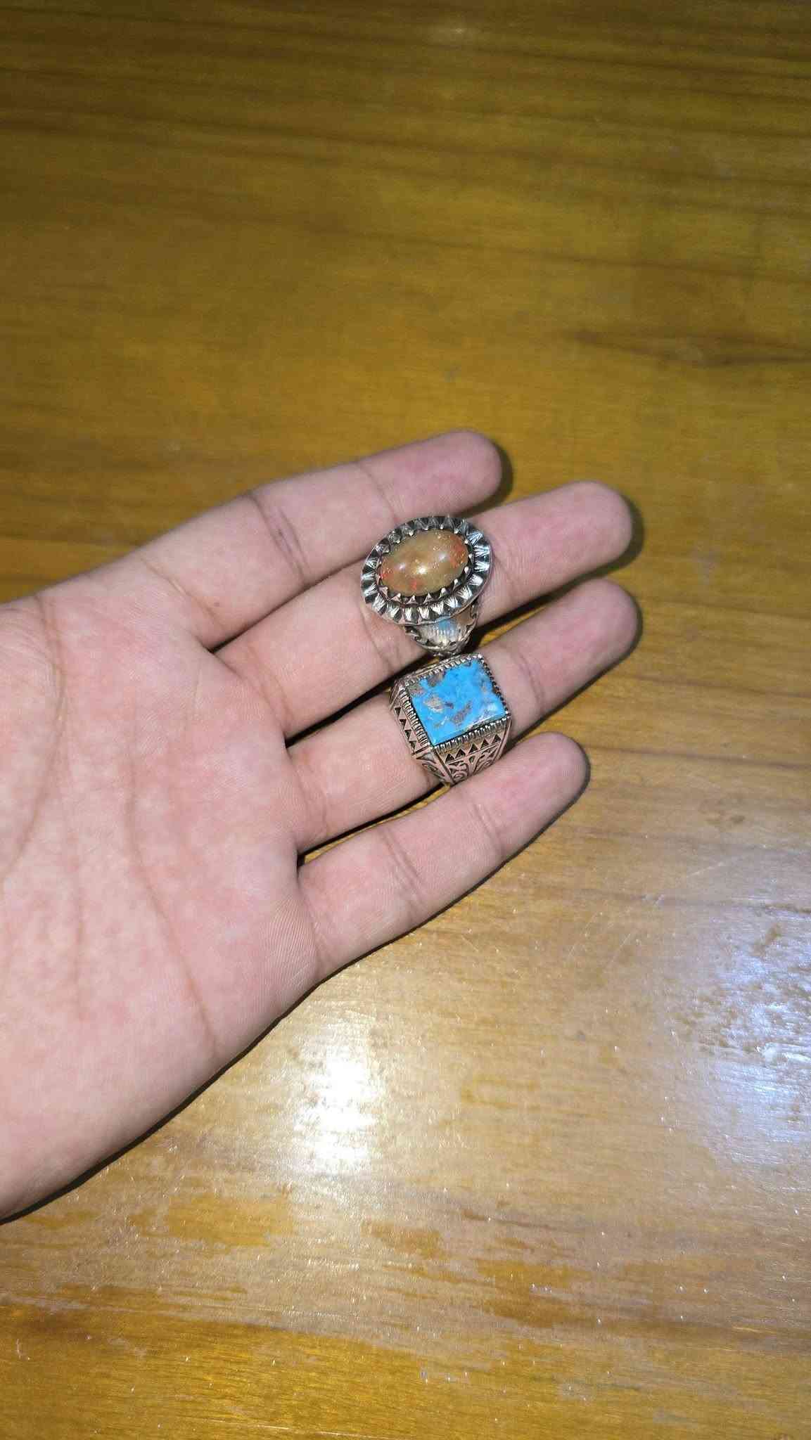 فيروز نيشابوري • اوبال خشن • صياغة يدوية ثقيلة