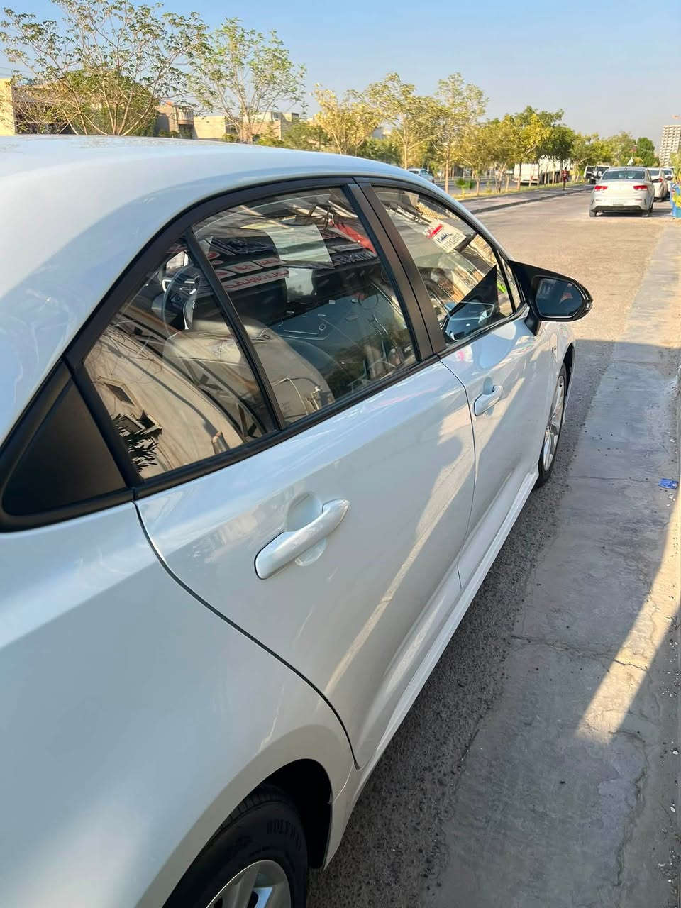 كورلا هايبرد 2024 للبيع
ماشيه 42 
داخل اسود 
تخم تاير جديد 

السياره باسمي تحويل ثاني يوم 
كير محرك تبريد كله مكفوله 

عدا طخه بسيطه بل الجنطه وموضحه بل الصوره 👍🏼

السعر 152 ورقه وبيها مجال للشراي 

العنوان :: بغداد :: حي الجهاد :: الضباط 
*********** 📞📞
