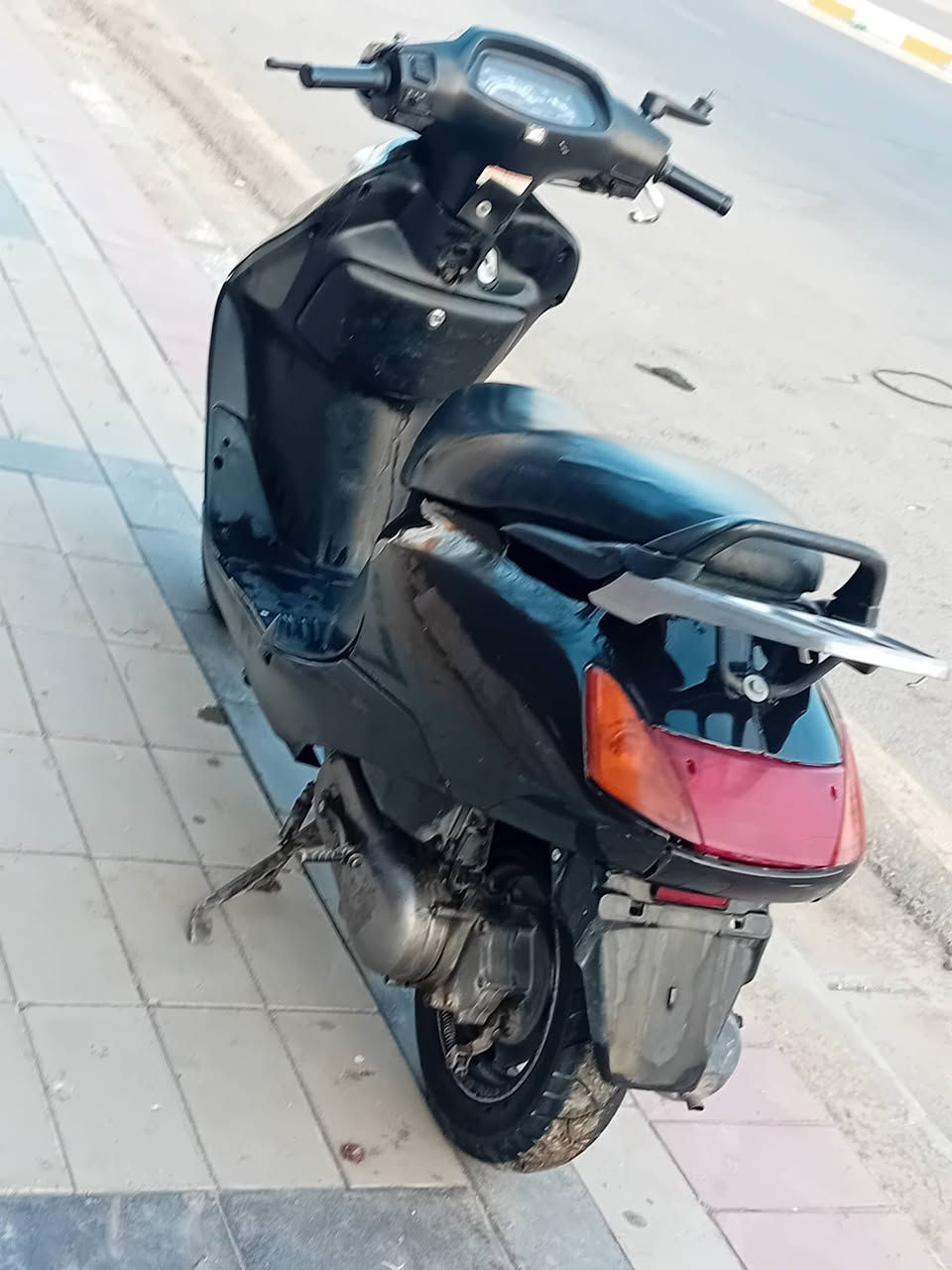 دراجه سبيسي ياباني كفرات اصليه بلادي كابريتر اصلي كهربائيات شغاله للتواصل ***********
