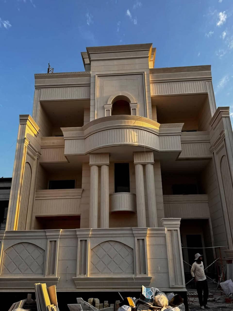 ✨🏠 كادر للواجهات المرمر والحجر والكرانيت يقدم لك أجمل التصاميم الملكي والكلاسك لمنزلك بأفضل الأسعار! 🎨🌟

🔹 تصاميم وألوان متنوعة تناسب كل الأذواق والديكورات! 😍
🔹 عمل مرمر ميكانيك بأحدث الطرق 
🔹 عمل المرمر بسيم ربط 
💰 أسعارنا مناسبة جداً لتناسب ميزانيتك دون المساس بالجودة! 💸✅

✨  لتحويل منزلك إلى مساحة إشراقة وفخامة بأفضل الأسعار! ✨
الاتصال او الاستفسار ***********
