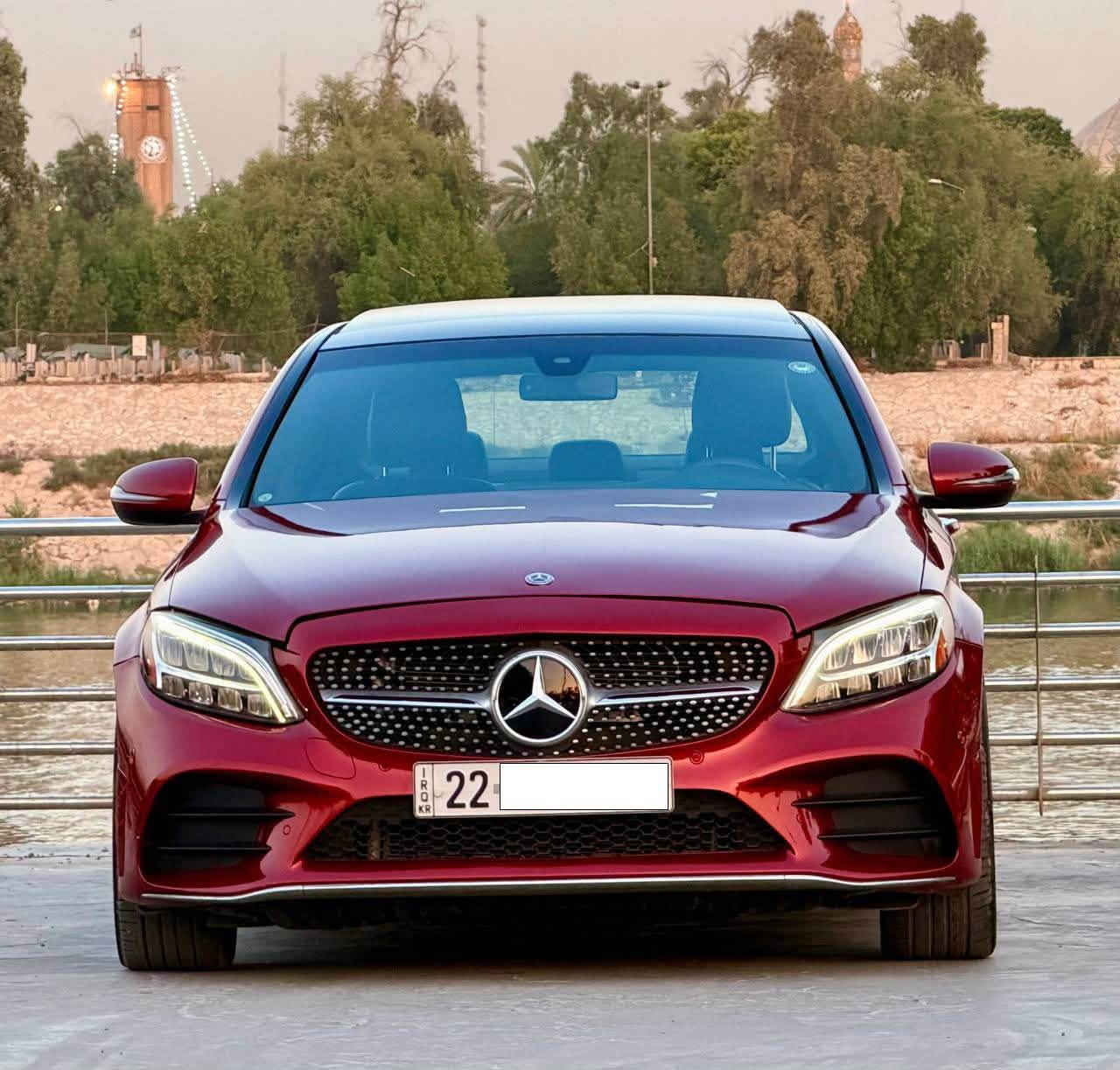 السلام عليكم 🌹

🚘 مرسيدس C300 موديل 2020
⭐ فول مواصفات – 4MATIC – كت AMG

المواصفات:
• 4MATIC دبل
• كت AMG
• شاشة كبيرة
• بانوراما
• دبل ماوس
• كيجات إلكترونية
• نقطة عمياء
• كراسي جلد كهرباء
• تدفئة كشنات
• إضاءة داخلية LED بـ 64 لون
• جنطة كهرباء
• PPF حماية للسيارة ضمان مو العادي
• وهواية مواصفات إضافية

🔧 تفاصيل الحادث:
• جاملغ مبدل
• شبر من البنيّد فوق اللايت الأيسر
• البنيّد مصبوغ
• إيرباك الستيرن والبردة مصلحات بالـبلادي

📌 السيارة جديدة 
📍 ماشية حالياً 82,000 كم

📞 للاستفسار: ***********

🔵 انضم إلى كروب التليغرام للمتابعة:
https://t.me/+V_8lFgH7F04zZDI6

🟢 كروب الواتساب:https://chat.whatsapp.com/DW9ZEkYVzrq5RMF02jSplX?s=cl&p=i&ilr=2&amv=1

🔵رابط صفحة الفيسبوك:
https://www.facebook.com/share/1D1zdi9yQw/?mibextid=wwXIfr
