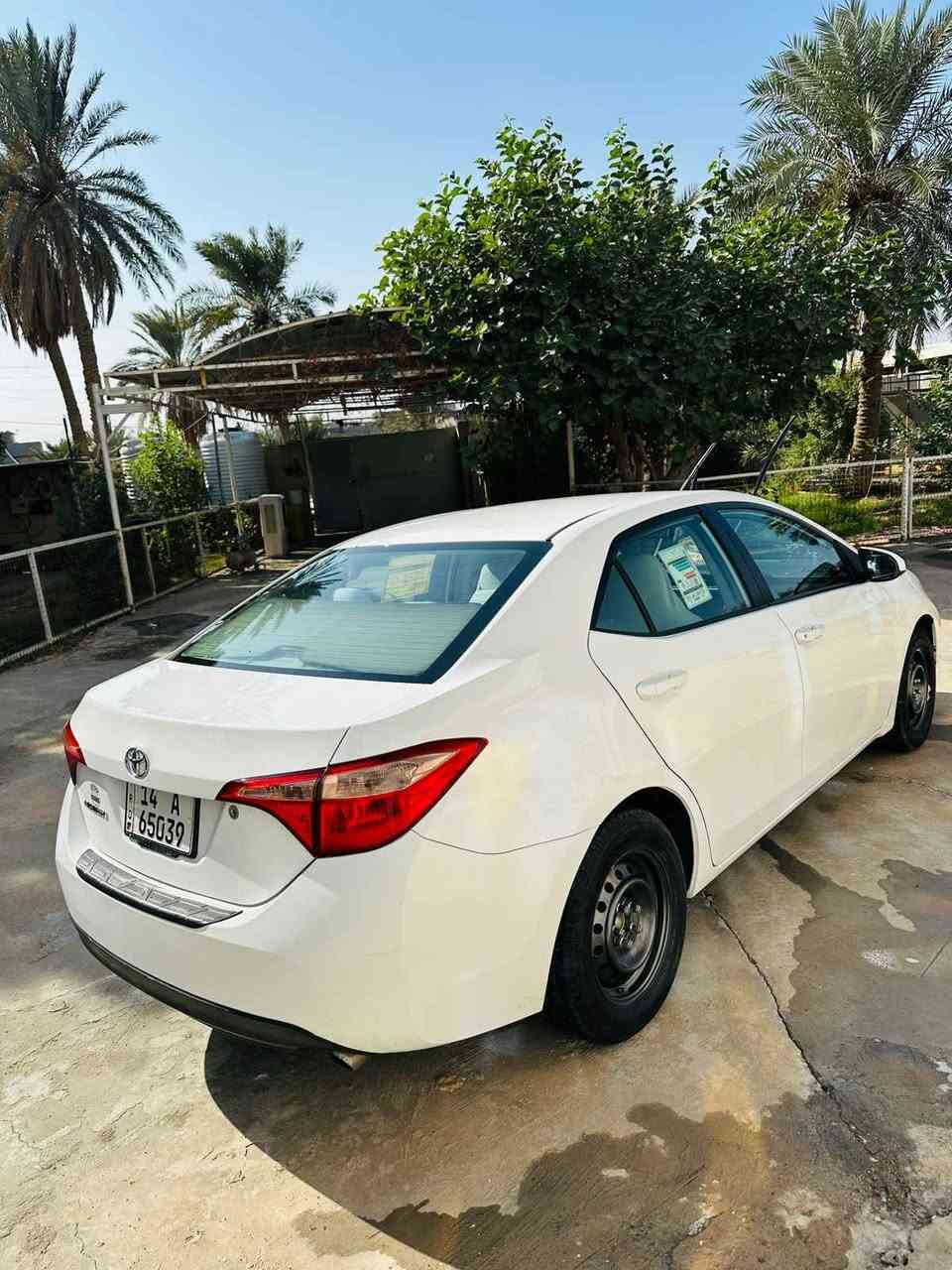 كورلا مديل 2018 حادثهه جاملغ وبنيد بدون دواخل بدون ارباك والباب مال السدر بي صبغ والباقي كفاله مكينه 1800 مكينه كير تبريد حداده كله مكفول تخم تاير رقم بصره نكليزي بسمي مكاني البصره السعر 130 وبيهه مجال *********** ترهم مراوس البصرة, العراق
