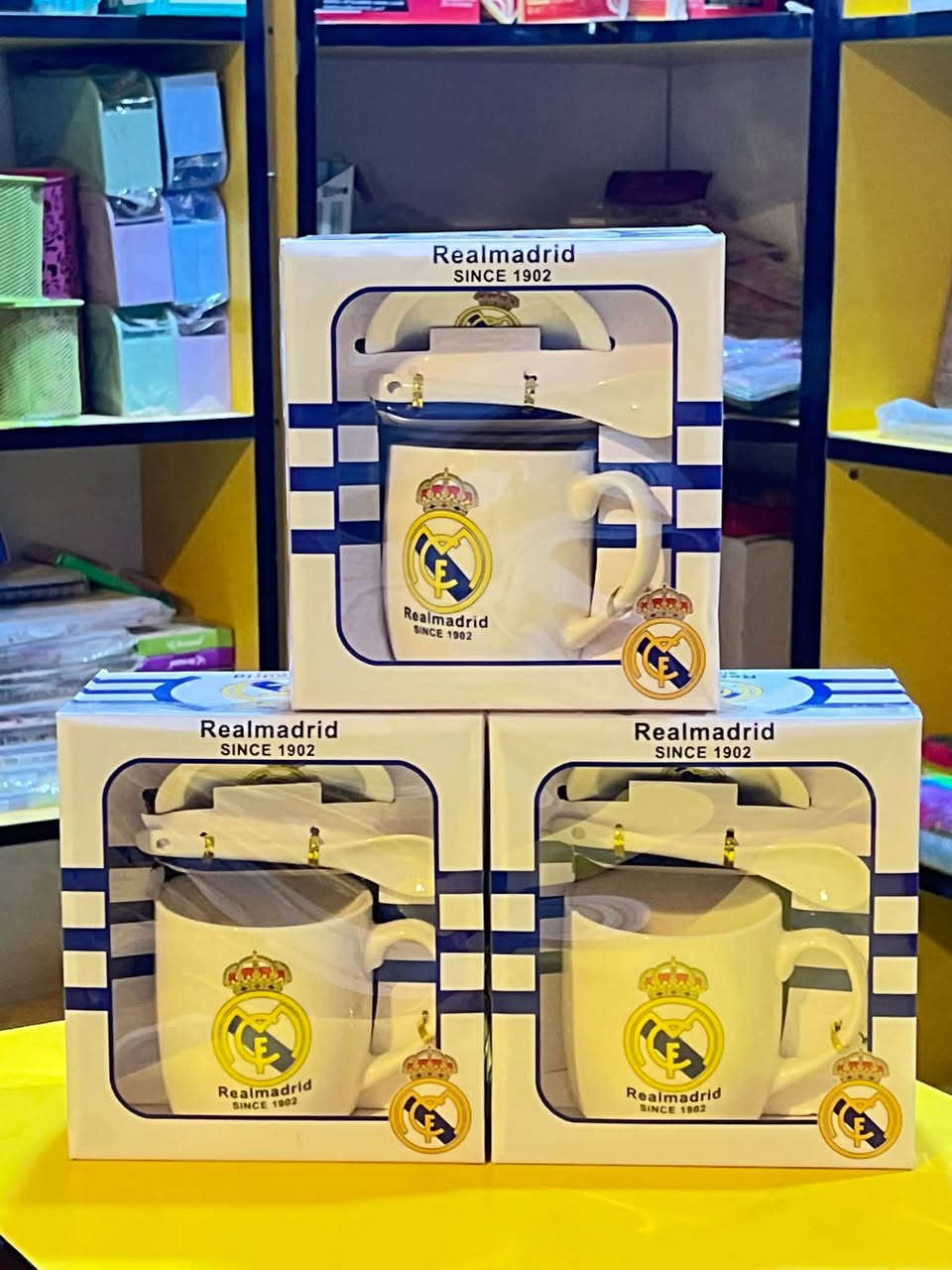 مكتبة الولاية • برشلونة • ريال مدريد